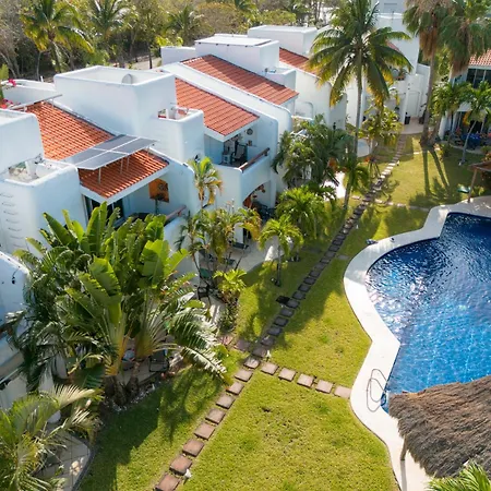 3 Bedroom Villa With Pool - At Playacar II - Mayamar G1