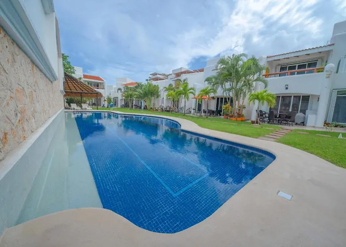 3 Bedroom With Pool - At Playacar Ii - Mayamar G1 *